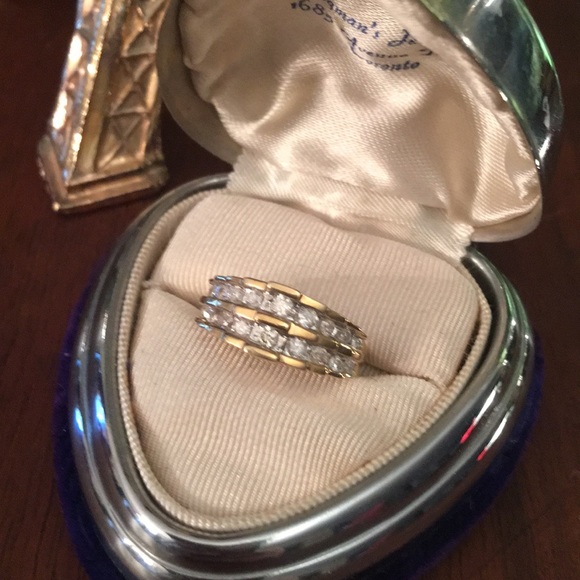 10kt Gold Diamond engagement anniversary .5 TCW - Picture 6 of 14
